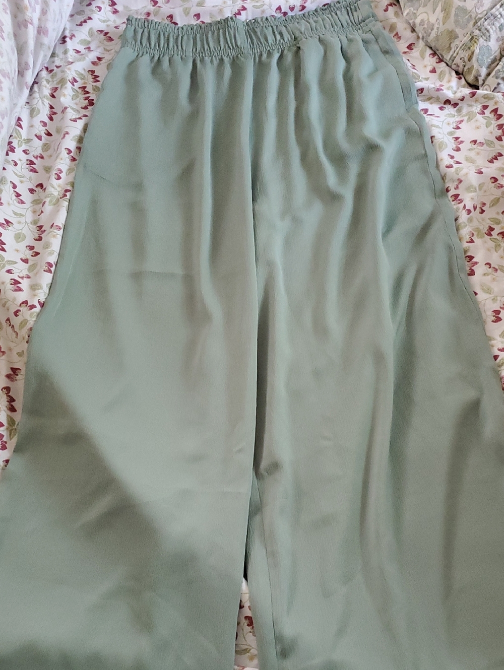 H&M Sage Green Elastic Waist Wide-Leg Pants